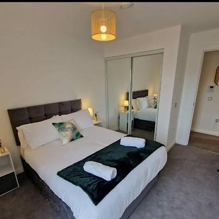Modern Apartment, Sleeps 6, Belfast City Centre 외부 사진