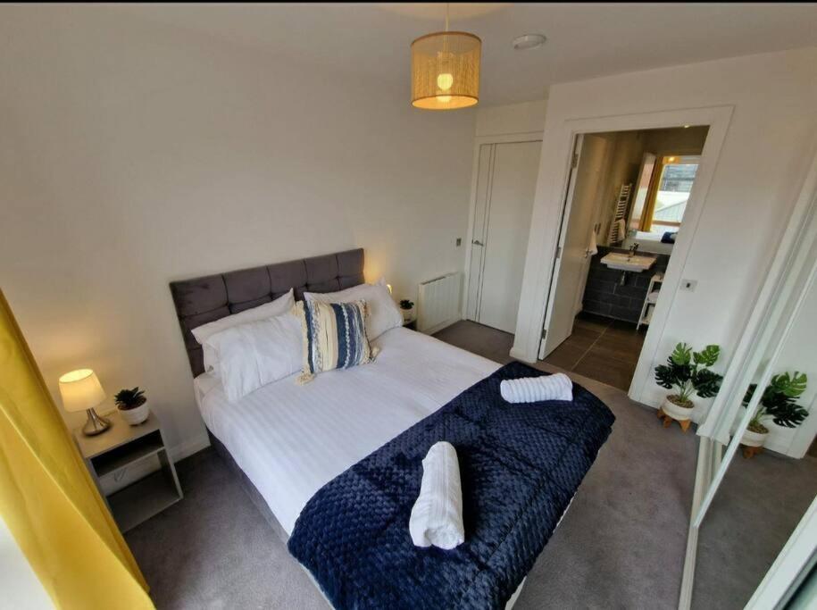 Modern Apartment, Sleeps 6, Belfast City Centre 외부 사진